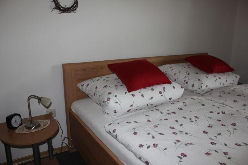 Ferienwohnung Sattler Neukirchen am Teisenberg Екстериор снимка