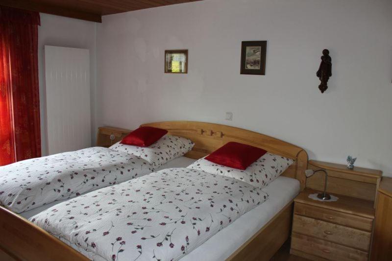 Ferienwohnung Sattler Neukirchen am Teisenberg Екстериор снимка